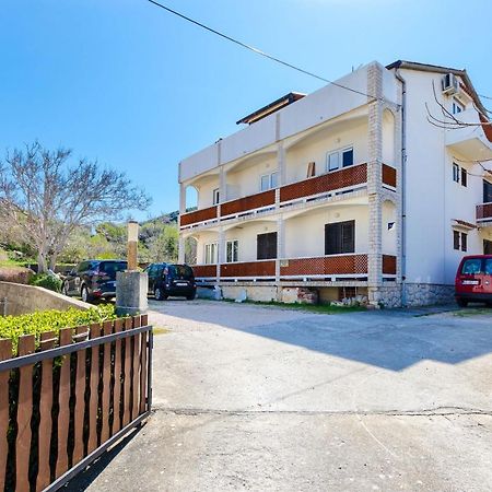Apartments Luka Supetarska Draga Εξωτερικό φωτογραφία